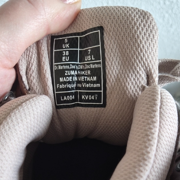 NWOB Dr. Martens Brown Leather and Suede Zuma Hiker - Picture 2 of 4